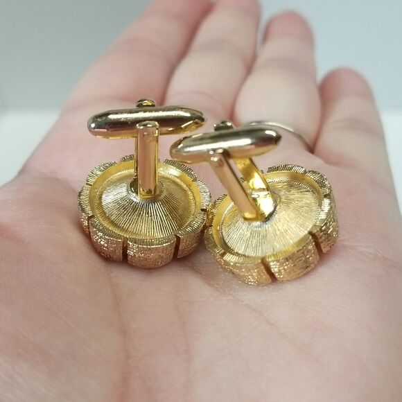 {Hickok} 1960s Mens Vintage Retro Gold Tone Floral Green Gemstone Cuff Links - Picture 7 of 13